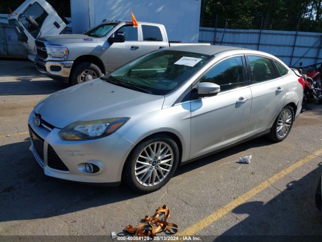 1FADP3J24EL105232 Ford Focus Titanium