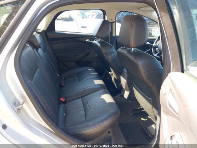 1FADP3J24EL105232 Ford Focus Titanium