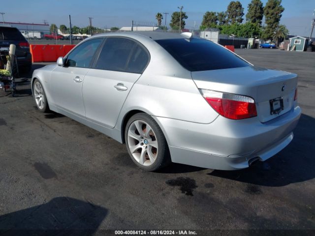 2007 BMW 550I WBANB53577CP06957 Photo 2