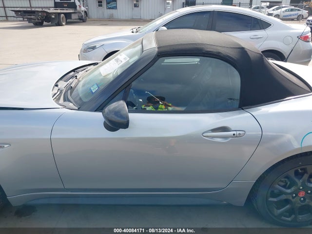Fiat 124 Spider Abarth 2019 JC1NFAEK7K0142818 Image 14