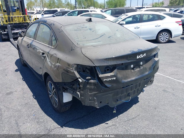 3KPF24AD0PE662918 KIA Forte Lxs