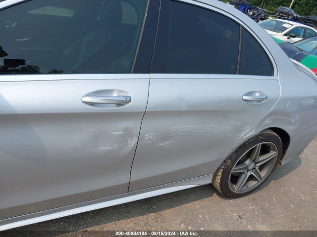 55SWF4KB3FU005233 Mercedes-Benz C 300 4matic/luxury 4matic/sport 4matic