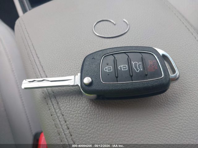 KM8J33A49JU615604 Hyundai TUCSON SEL