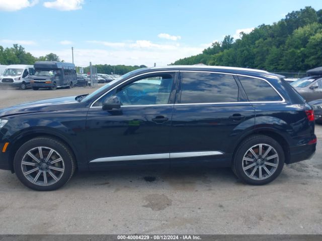 WA1VAAF78HD016426 Audi Q7 3.0t Premium