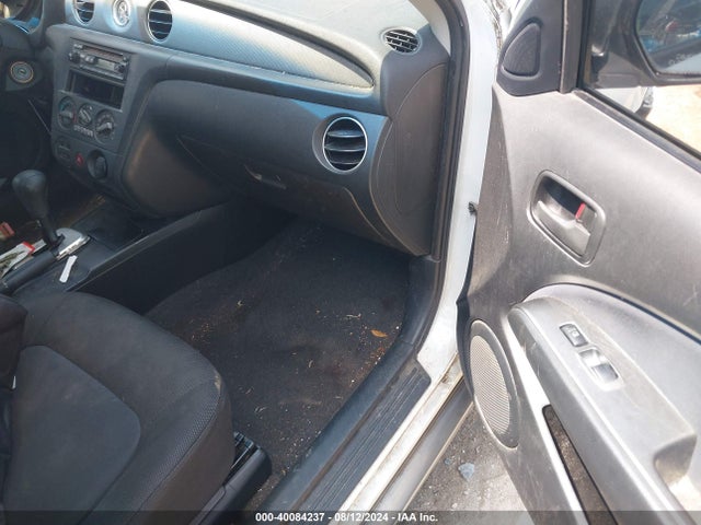 2005 MITSUBISHI OUTLANDER JA4LX31FX5U042537 Photo 4