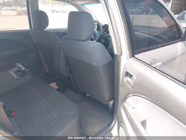 2005 MITSUBISHI OUTLANDER JA4LX31FX5U042537 Photo 7