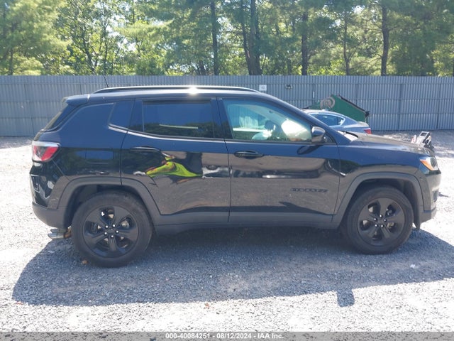3C4NJDBB8JT397454 Jeep Compass Altitude 4x4