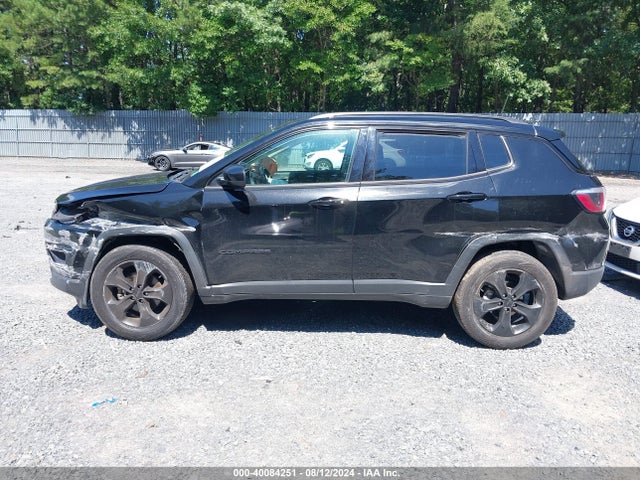 3C4NJDBB8JT397454 Jeep Compass Altitude 4x4