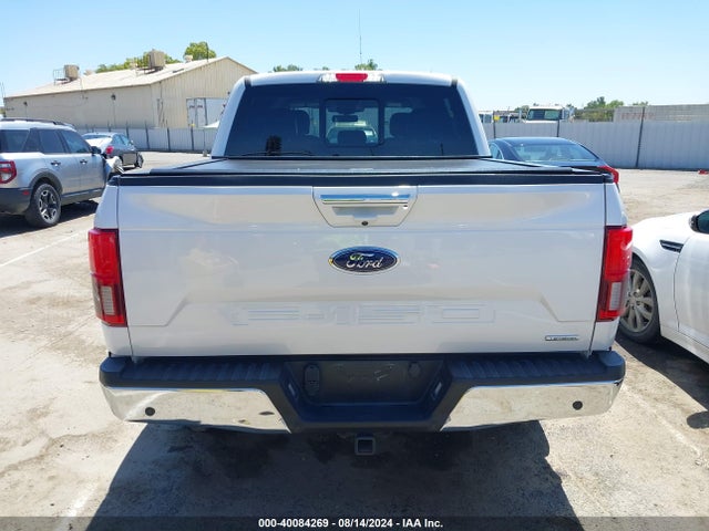 Ford F-150 Lariat 2018 1FTEW1EG2JKC35229 Image 16