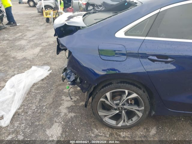 WAUAUDGY4NA090361 Audi A3 Premium 40 Tfsi Front-wheel Drive S Tronic