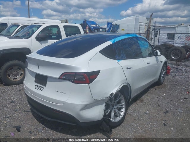 2023 TESLA MODEL Y 7SAYGDEE8PF797316 Photo 3