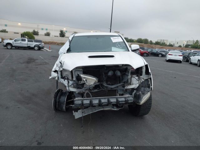 5TFCZ5AN2HX091608 Toyota Tacoma Trd Sport