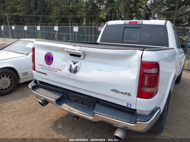 1C6SRFJT2NN313983 RAM 1500 Laramie  4x4 5'7 Box