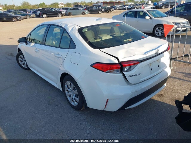 Toyota COROLLA LE 2022 JTDEPMAE7N3007391 Image 3