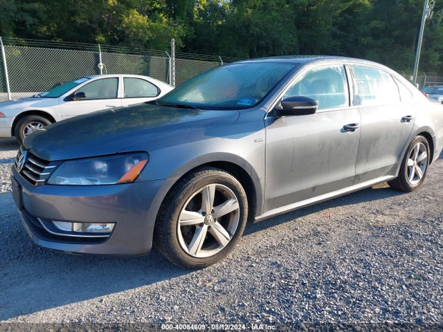 1VWAT7A3XFC123435 Volkswagen Passat 1.8t Limited Edition