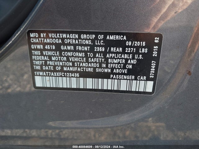 1VWAT7A3XFC123435 Volkswagen Passat 1.8t Limited Edition