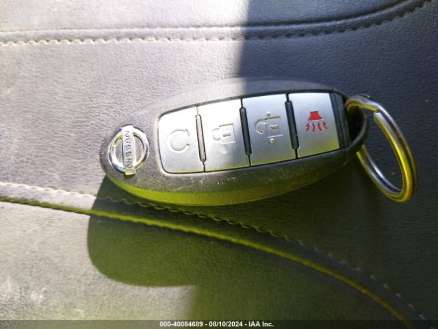 KNMAT2MV7HP522379 Nissan ROGUE SV