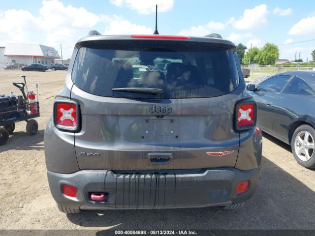 ZACNJBC19KPK70678 Jeep Renegade Trailhawk 4x4