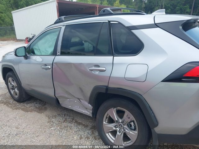 2T3W1RFV0RC273965 Toyota Rav4 Xle