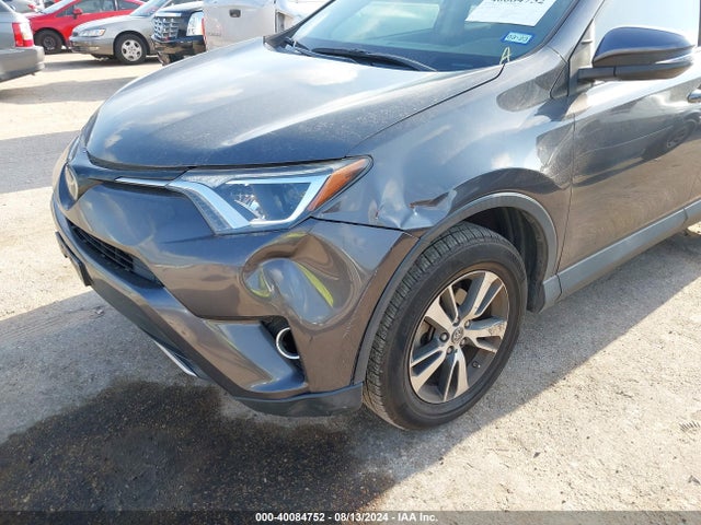 Toyota Rav4 Xle 2018 2T3WFREV1JW425905 Image 6