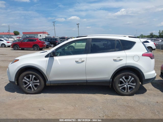 Toyota RAV4 LE 2017 JTMZFREV9HJ122134 Image 14