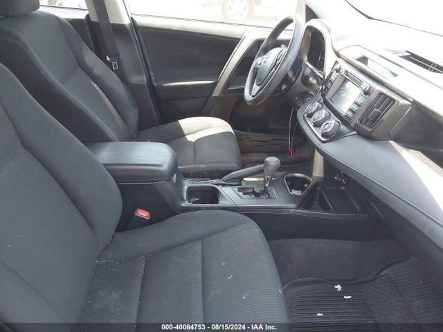 Toyota RAV4 LE 2017 JTMZFREV9HJ122134 Image 5