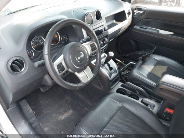Jeep Compass Latitude 4x4 2017 1C4NJDEB8HD191904 Image 5