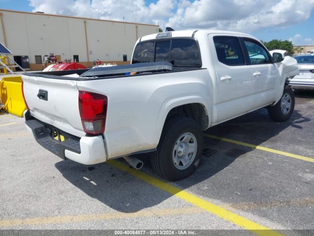 3TYAX5GN4NT062976 Toyota Tacoma Sr