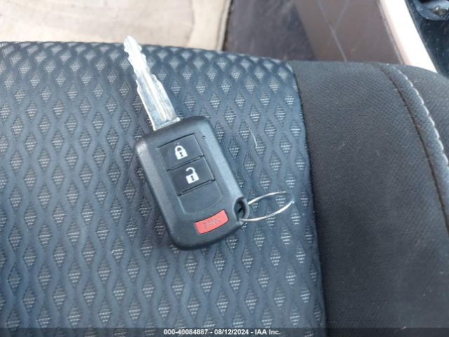 JA4AD2A33JZ035460 Mitsubishi Outlander Es