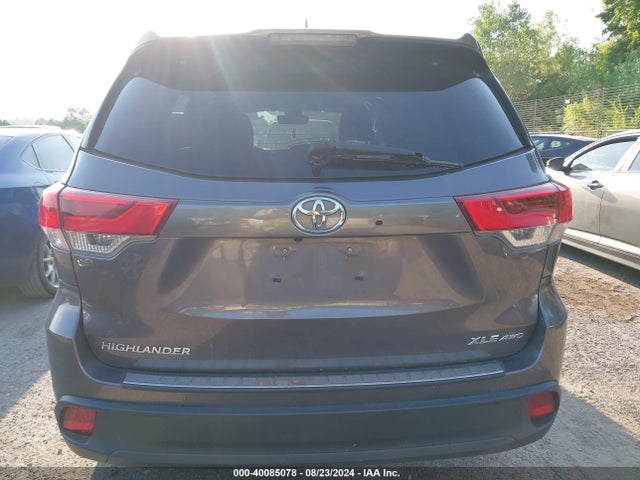 Toyota Highlander Xle 2019 5TDJZRFH3KS578900 Image 17