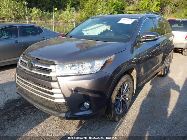 Toyota Highlander Xle 2019 5TDJZRFH3KS578900 Image 2