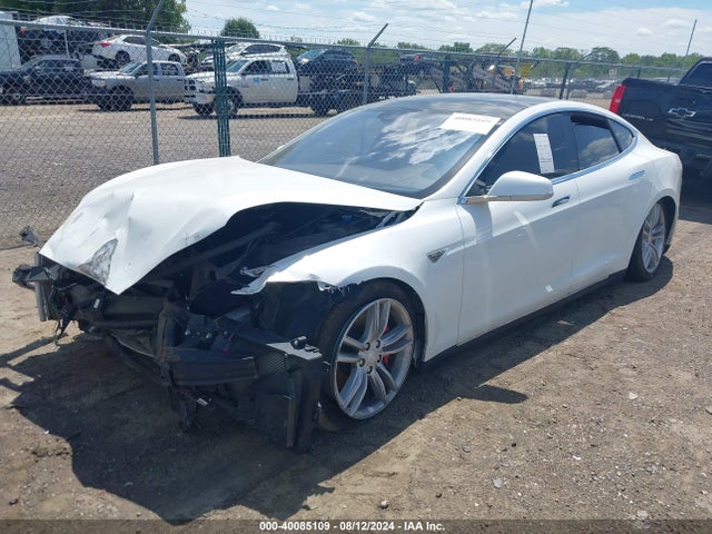 Tesla Model S 90d/p100d/p85d/p90d 2016 5YJSA1E47GF122597 Image 2