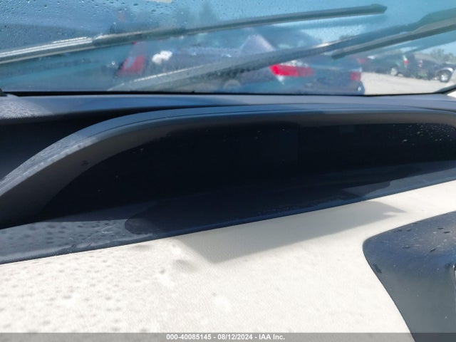 JTDKARFU1H3046399 Toyota Prius Three