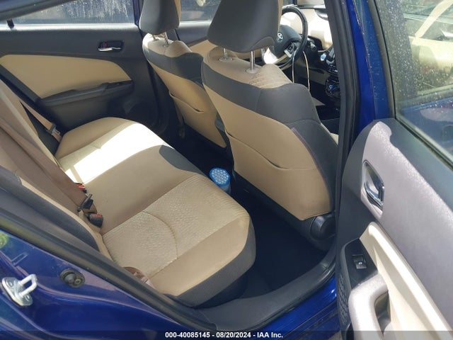 JTDKARFU1H3046399 Toyota Prius Three