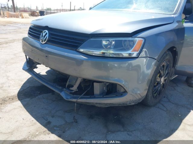 3VW2K7AJ0EM404758 Volkswagen Jetta 2.0l S