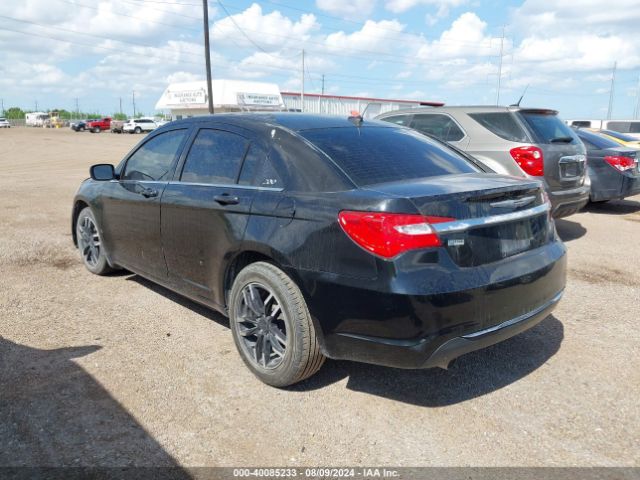 1C3CCBBG8EN105698 Chrysler 200 Touring