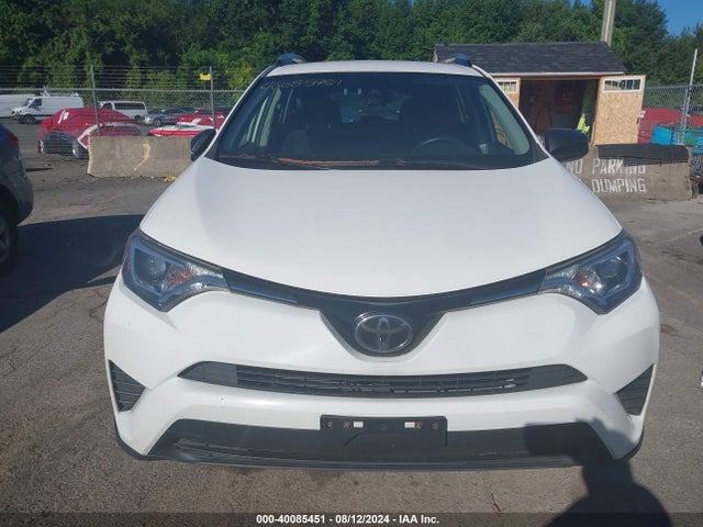 Toyota RAV4 LE 2018 JTMBFREVXJJ213694 Image 12