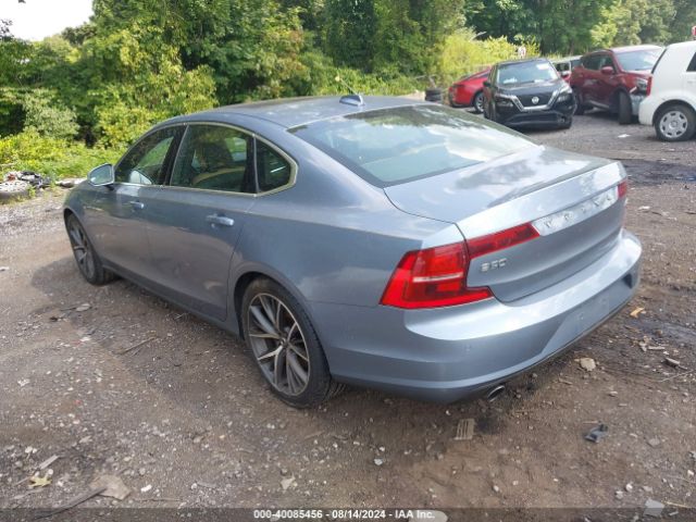 LVY982MK3JP040114 Volvo S90 T5 Momentum