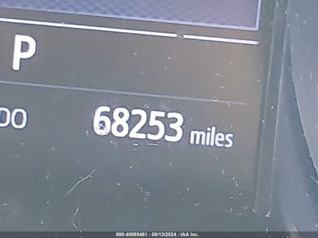 Toyota C-HR XLE 2019 JTNKHMBX7K1036053 Image 16