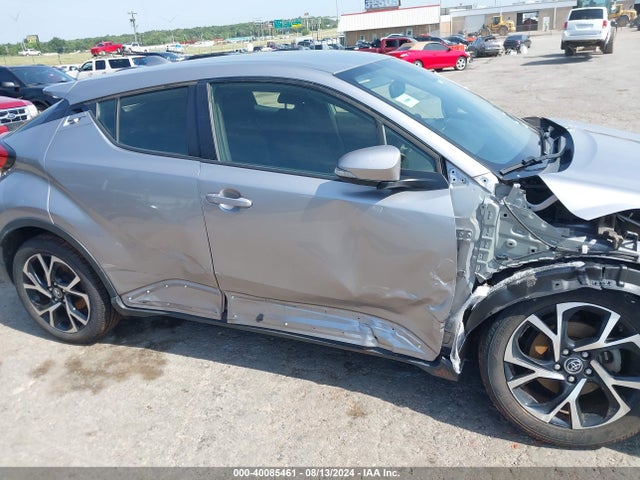 Toyota C-HR XLE 2019 JTNKHMBX7K1036053 Image 18