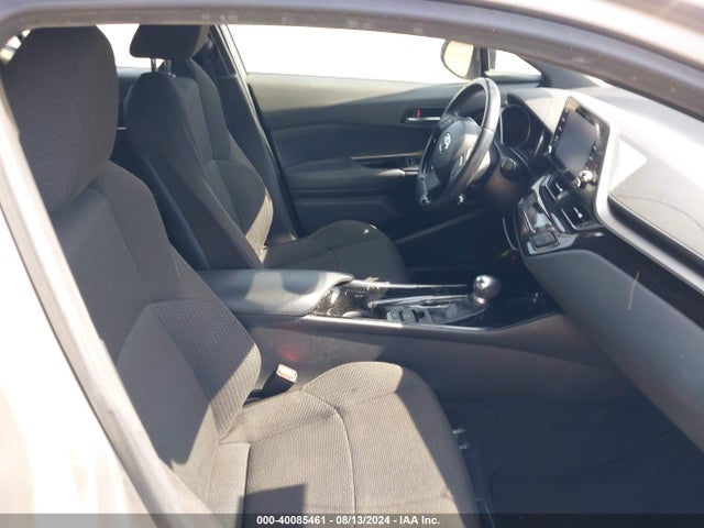 Toyota C-HR XLE 2019 JTNKHMBX7K1036053 Image 5