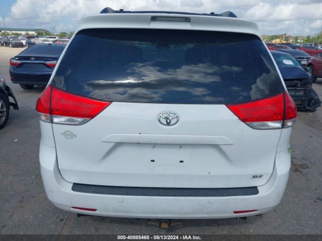 5TDYK3DC9ES434280 Toyota Sienna Xle V6 8 Passenger