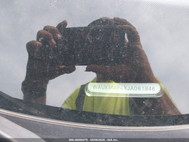 WAUKMAF4XJA061846 Audi A4 PREMIUM