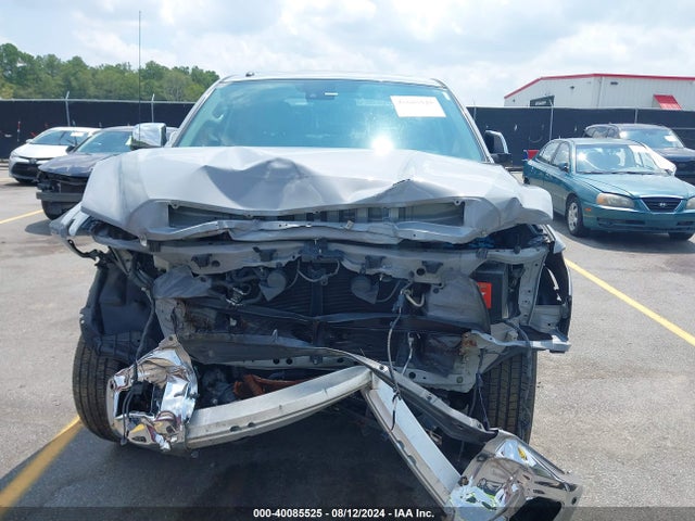 5TFHW5F18JX745859 Toyota Tundra Limited 5.7l V8