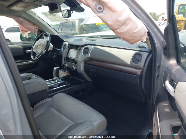 5TFHW5F18JX745859 Toyota Tundra Limited 5.7l V8