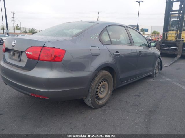 3VW2K7AJ1EM332100 Volkswagen Jetta 2.0l S