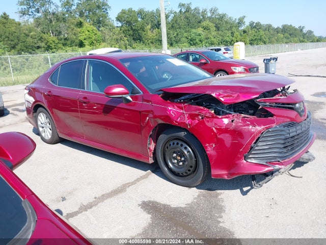 Toyota CAMRY LE 2019 4T1B11HK7KU821184 Image 13