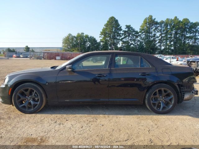 2C3CCABG6MH554685 Chrysler 300 300s