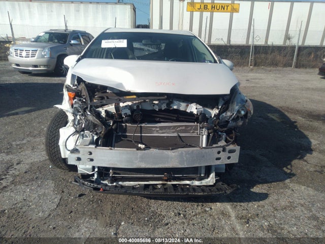 JTDKN3DU5F0414845 Toyota Prius Persona Series Special Edition