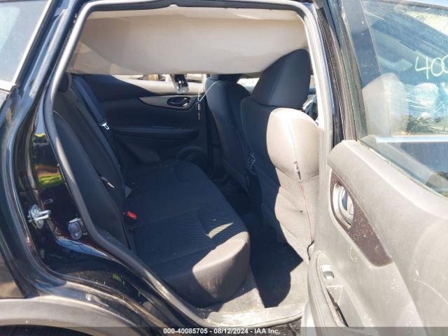 JN1BJ1CR8JW267281 Nissan Rogue Sport S